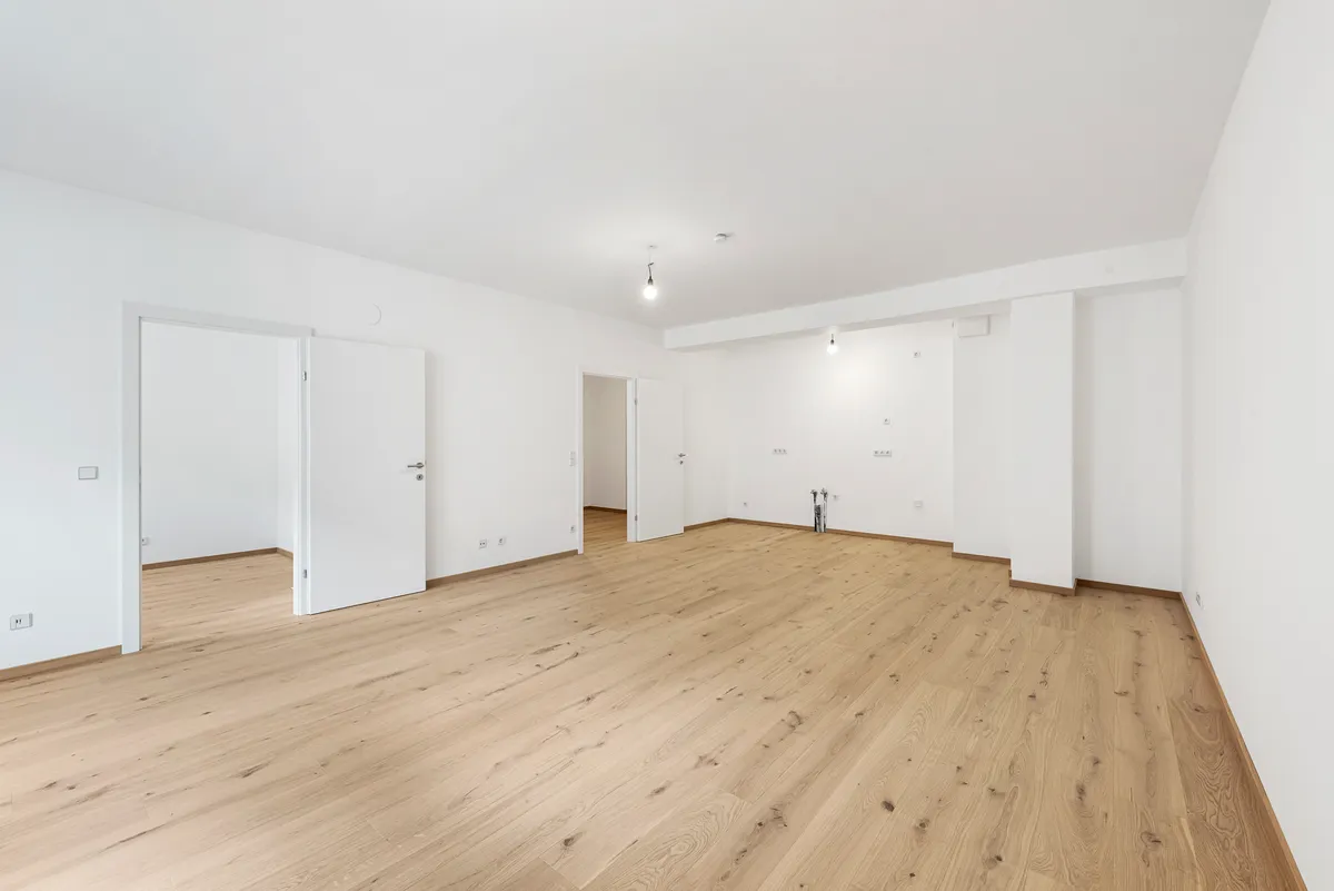 PROVISIONSFREI! STILVOLL SANIERTE 2-ZIMMER SINGLE-/ PÄRCHENWOHNUNG MIT LOGGIA (ca. 62 m² Wohnfläche + 5 m² Loggia) DIREKT AM KONGRESSPARK / NÄHE HERNALSER HAUPTSTRASSE UND PERFEKTER ÖFFENTLICHER VERKEHRSANBINDUNG – pohled 2