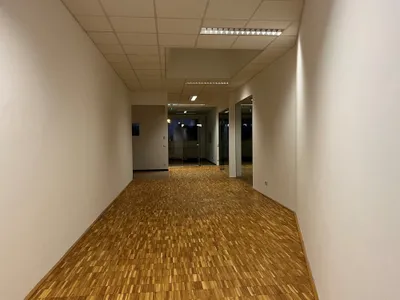 Gewerbeimmobilie mieten in Wien – 411 m², € 10 – Bild 8 von 8