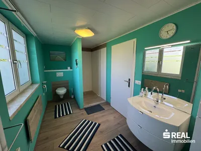 Haus kaufen in Eferding – 230 m², € 270.000 – Bild 8 von 17