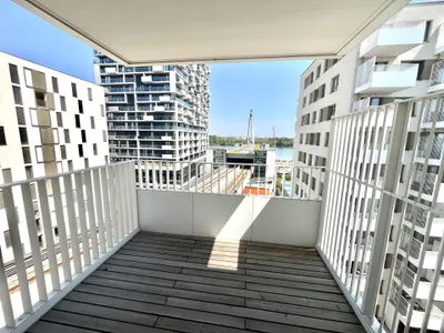 Moderne 1-Zimmer-Wohnung mit Balkon direkt bei U2-Donaumarina in 1020 Wien zu mieten – Bild 2