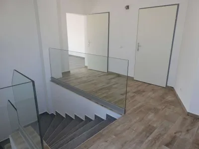 7-Zimmer-Gewerbeimmobilie kaufen in Wiener Neustadt – 353 m², € 670.000 – Bild 26 von 39