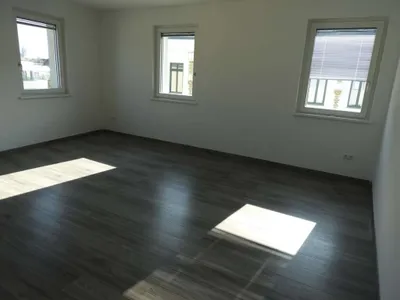 7-Zimmer-Gewerbeimmobilie kaufen in Wiener Neustadt – 353 m², € 670.000 – Bild 21 von 39