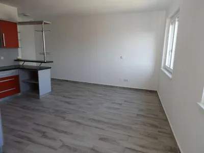 7-Zimmer-Gewerbeimmobilie kaufen in Wiener Neustadt – 353 m², € 670.000 – Bild 25 von 39