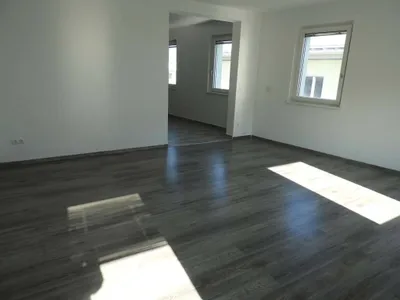 7-Zimmer-Gewerbeimmobilie kaufen in Wiener Neustadt – 353 m², € 670.000 – Bild 23 von 39
