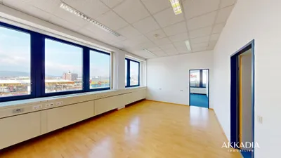 7-Zimmer-Gewerbeimmobilie mieten in Mödling – 336 m², € 5.309 – Bild 2 von 13