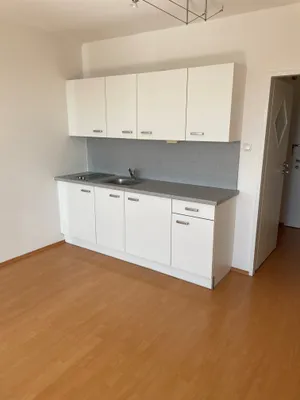 1-Zimmer-Wohnung mieten in Linz – 32 m², € 533 – Bild 5 von 7
