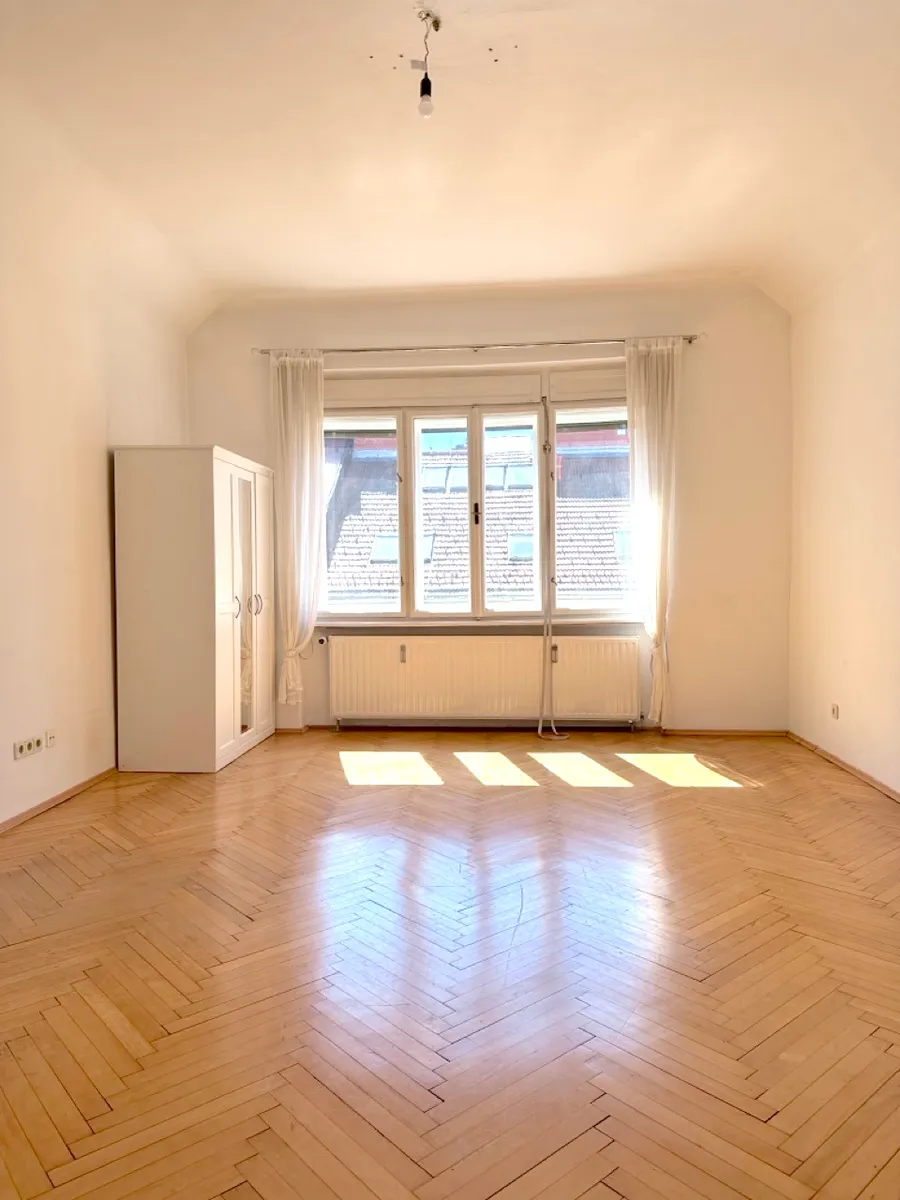 Altbauwohnung mit Gestaltungsspielraum in zentraler Lage nahe Neuer Technik - Ansicht 3