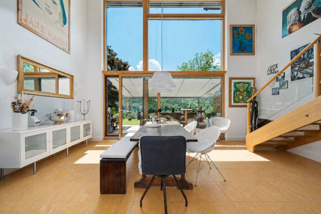 Hohe Fensterfronten, Eleganz, Seeblick und unvergleichliches Wohngefühl, Höflein