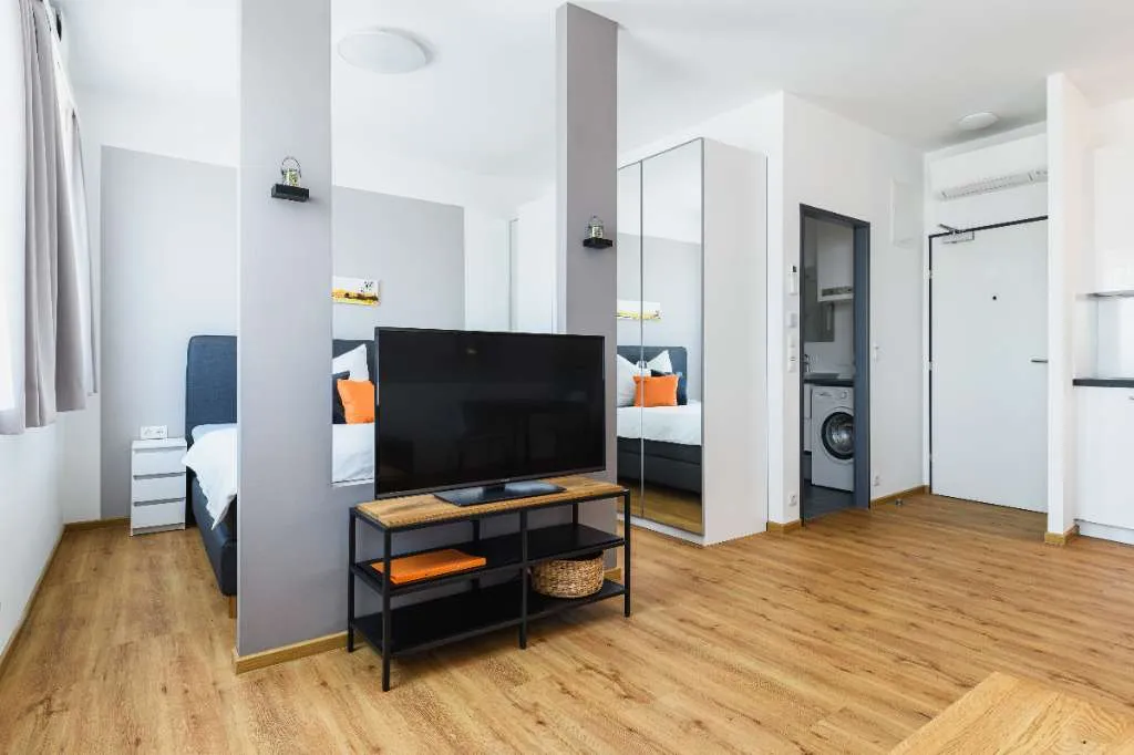 ALL-INCLUSIVE-Miete, vollmöbliertes Apartment COMFORT Top13 mit Klima - Ansicht 2