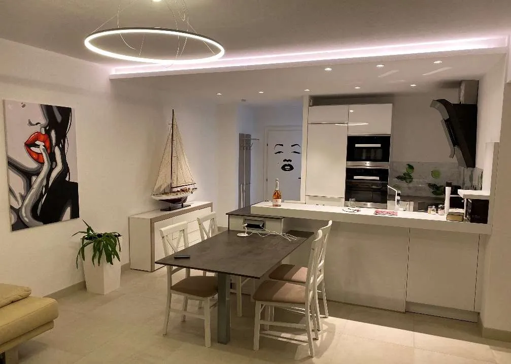 Wohnung mit Panoramalage Seeblick - Ansicht 3