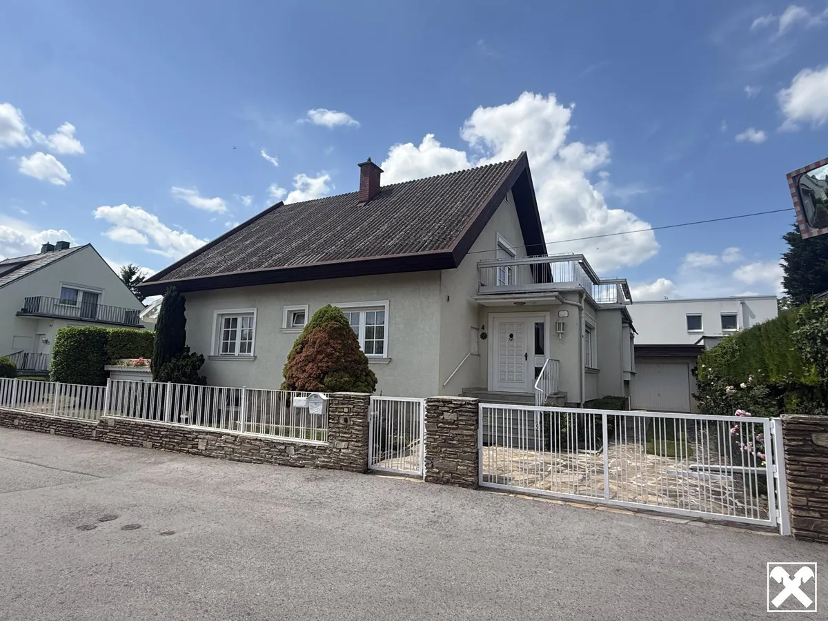 Im Herzen der Esterházy-Stadt - Haus mit Pool auf weitläufigem Grundstück in begehrter Wohnlage, Eisenstadt