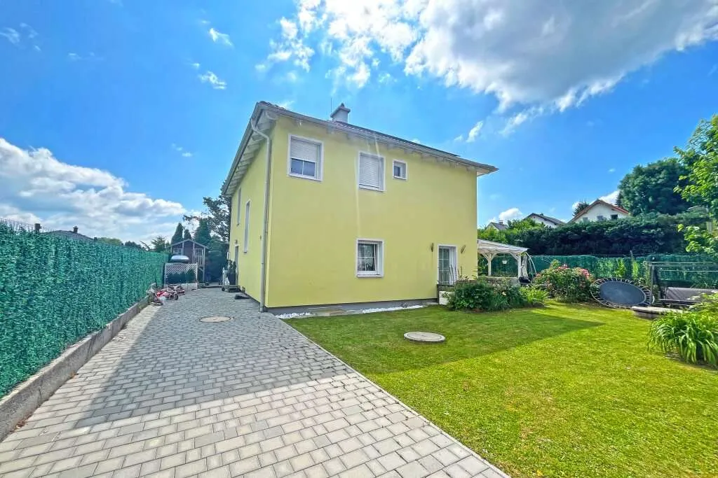 Familienfreundliches, modernes Haus in idyllischer Naturlage in Pressbaum – pohled 2