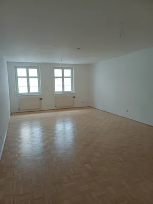4-Zimmer-Wohnung mieten in Wien – 115,82 m², € 1.994