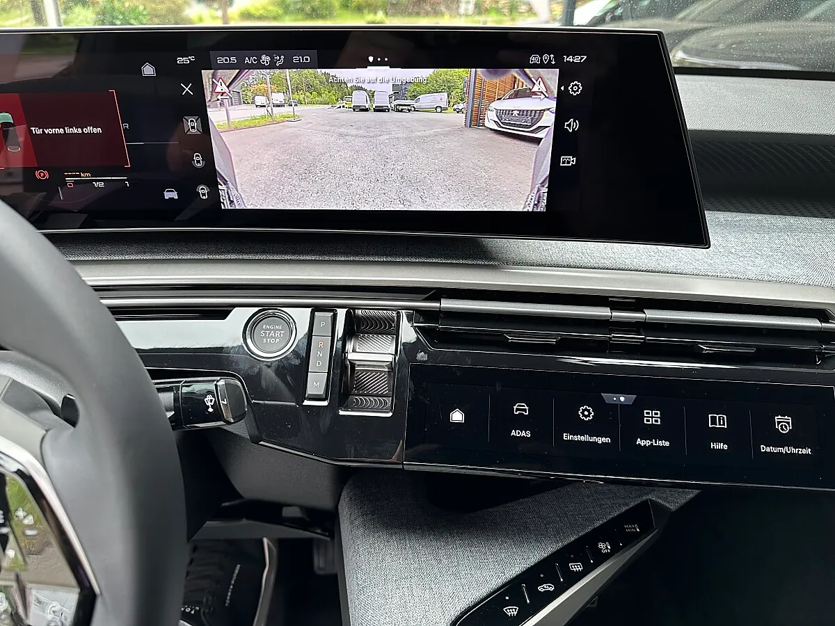 Peugeot 3008 1.2 Hybrid 145 Allure – Bild 12