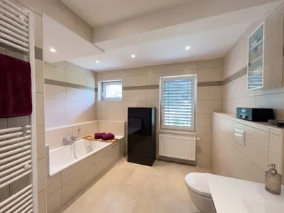 7-Zimmer-Immobilie kaufen in Baden – 243,85 m², € 899.000 – Bild 9 von 20