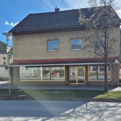 Gewerbeimmobilie mieten in Liezen – 105 m², € 8