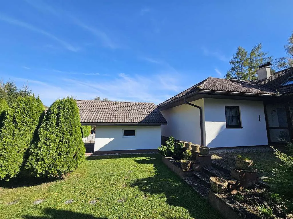 Äußerst gepflegter Bungalow mit idyllischem Garten - Ansicht 3