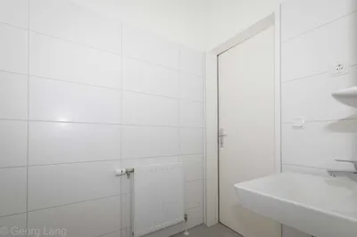 4-Zimmer-Gewerbeimmobilie mieten in Linz Land – 137 m², € 1.710 – Bild 7 von 10