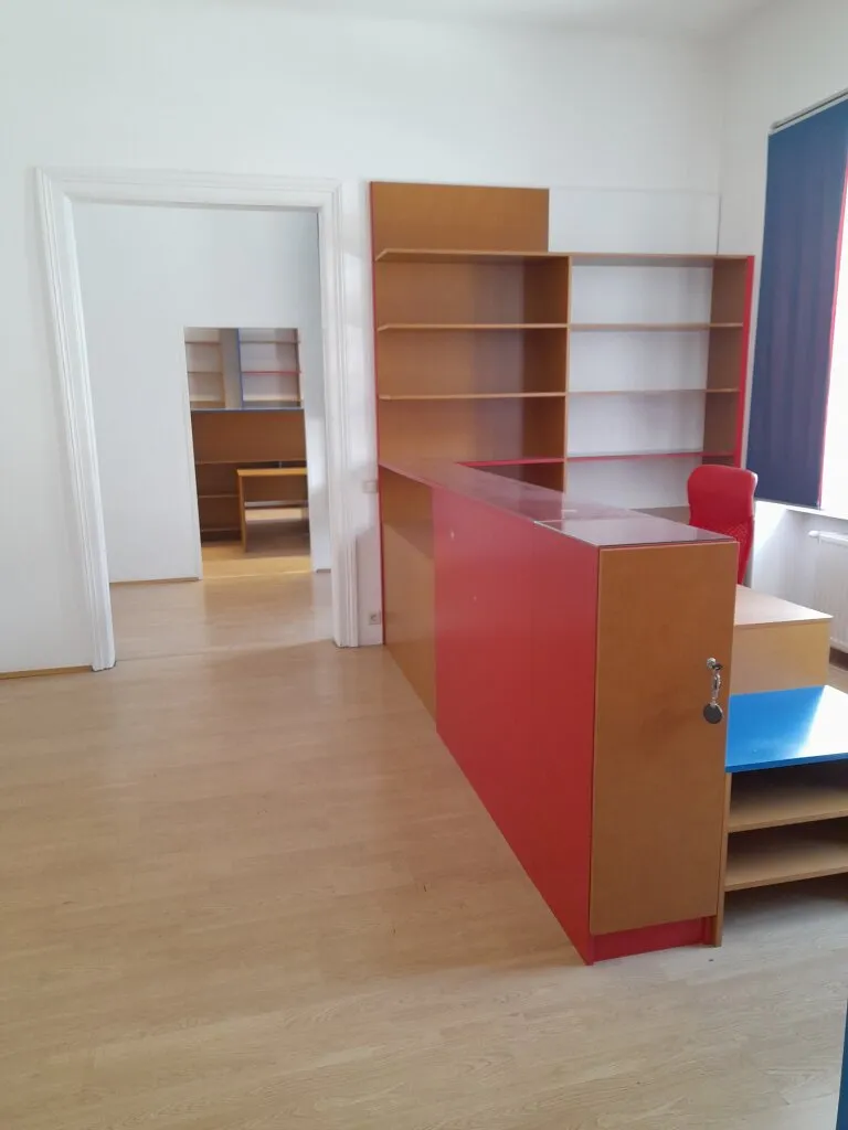 *provisionsfrei - direkt vom Eigentümer* zentrale Lage in Gersthof - rund 140m² im Hochparterre für Wohn- und Geschäftszwecke gut geeignet - Ansicht 2