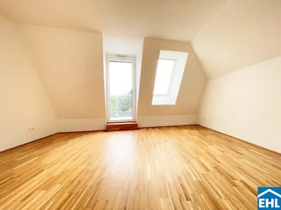 Top moderne Dachgeschosswohnung in Nähe des Flughafens! – Bild 2