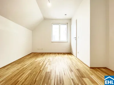 Top moderne Dachgeschosswohnung in Nähe des Flughafens! – Bild 3