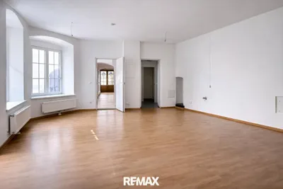 2-Zimmer-Gewerbeimmobilie mieten in Klagenfurt – 104 m², € 1.129 – Bild 3 von 9