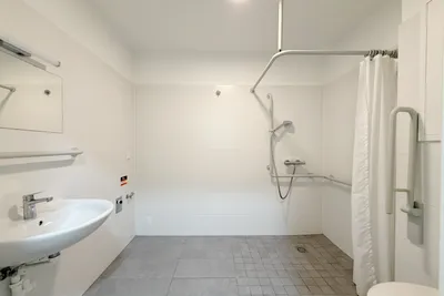2-Zimmer-Wohnung mieten in Baden – 41,84 m², € 849 – Bild 6 von 8