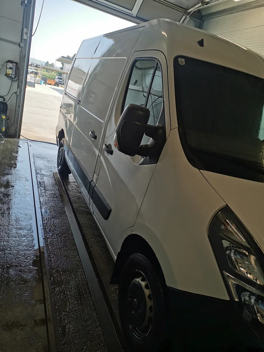 Opel Movano