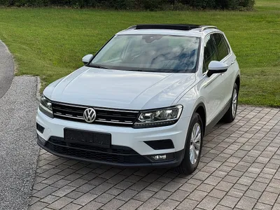 VW Tiguan 2.0TDI 4Motion Pano ACC