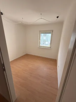 4-Zimmer-Wohnung mieten in Wiener Neustadt – 60 m², € 980 – Bild 3 von 9