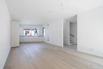 4-Zimmer-Haus mieten in Wien – 115 m², € 3.499 – Bild 3 von 26