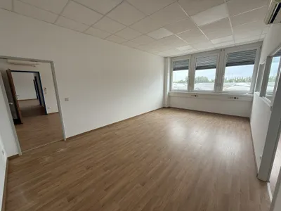 4-Zimmer-Gewerbeimmobilie mieten in Baden – 208 m², € 3.010 – Bild 6 von 12