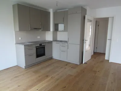 gemütliche 2-Zimmer-Wohnung in perfekter Hetzdenforfer Lage – Bild 2
