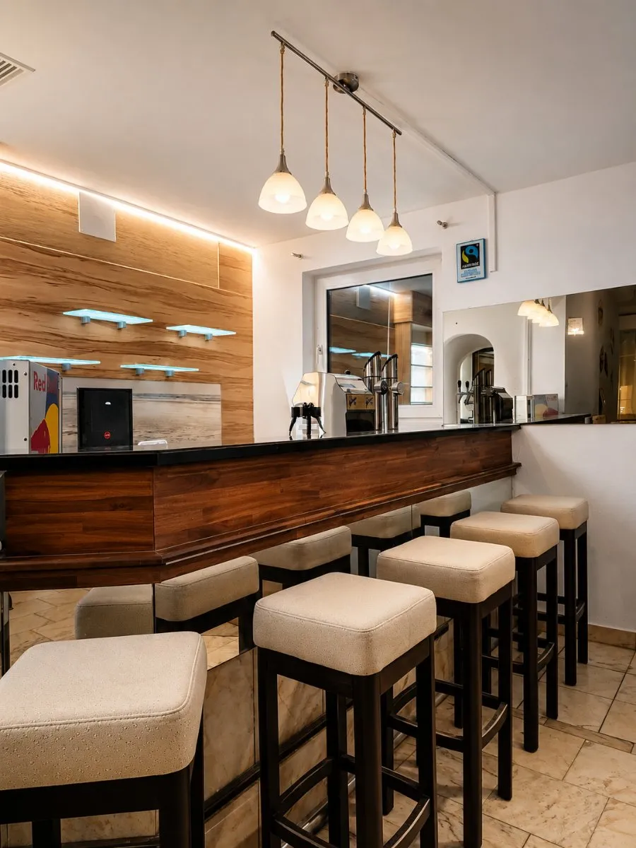 Café am Stadtplatz Laa/ Thaya - renoviert + aufrechte Betriebsanlagengenehmigung - Ansicht 3