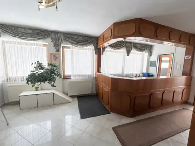 5-Zimmer-Gewerbeimmobilie mieten in Neunkirchen – 128 m², € 1.845 – Bild 6 von 9