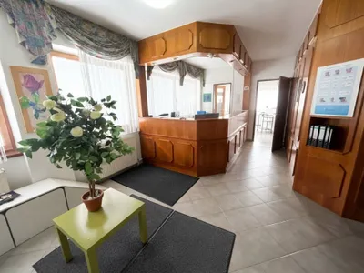 5-Zimmer-Gewerbeimmobilie mieten in Neunkirchen – 128 m², € 1.845 – Bild 2 von 9