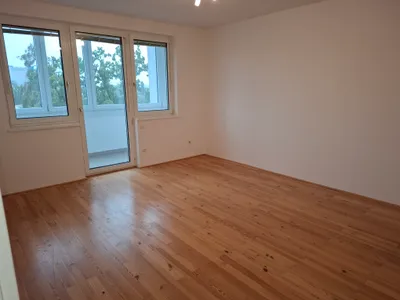 2-Zimmer-Wohnung mieten in Linz Land – 65 m², € 750 – Bild 2 von 8