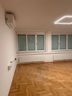 1-Zimmer-Gewerbeimmobilie mieten in Rohrbach – 30 m², € 325 – Bild 4 von 7