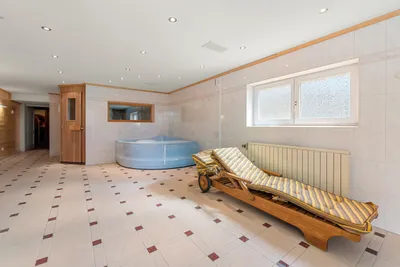 7-Zimmer-Haus kaufen in Korneuburg – 320 m², € 799.000 – Bild 11 von 12
