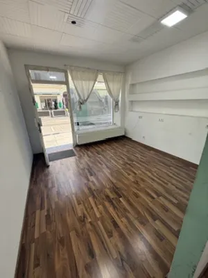 2-Zimmer-Gewerbeimmobilie mieten in Wien – 27 m², € 476 – Bild 2 von 8