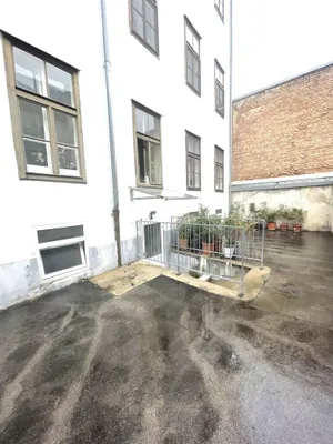 8-Zimmer-Gewerbeimmobilie mieten in Wien – 288 m², € 1.907 – Bild 15 von 16