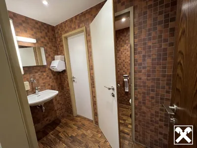 3-Zimmer-Gewerbeimmobilie kaufen in Neunkirchen – 123,23 m², € 280.000 – Bild 10 von 17