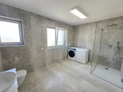 7-Zimmer-Haus kaufen in Wels-Land – 216 m², € 649.000 – Bild 5 von 6