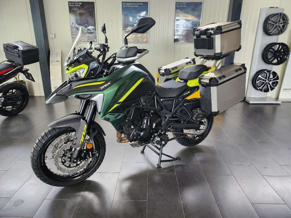 Benelli TRK 702 X Enduro