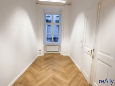 9-Zimmer-Gewerbeimmobilie mieten in Wien – 270 m², € 6.760 – Bild 12 von 18