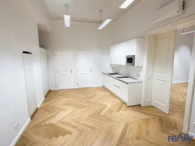 9-Zimmer-Gewerbeimmobilie mieten in Wien – 270 m², € 6.760 – Bild 5 von 18