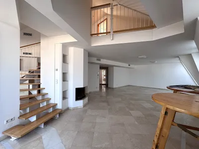 Penthouse Flair am Rochusmarkt-Klimatisierte Dachgeschoss Wohnung mit City Flair
