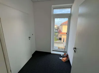 Gewerbeimmobilie mieten in Linz Land – 82 m², € 982 – Bild 4 von 10