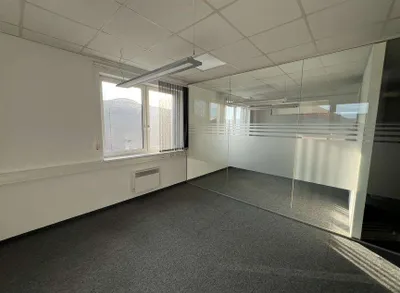 Gewerbeimmobilie mieten in Linz Land – 82 m², € 982 – Bild 6 von 10