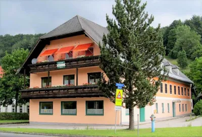 Gewerbeimmobilie mieten in Gmunden – 250 m², € 900 – Bild 5 von 6